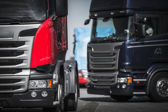 Truks_844X550_0002_euro-trucks-convoy-PHNM9FD